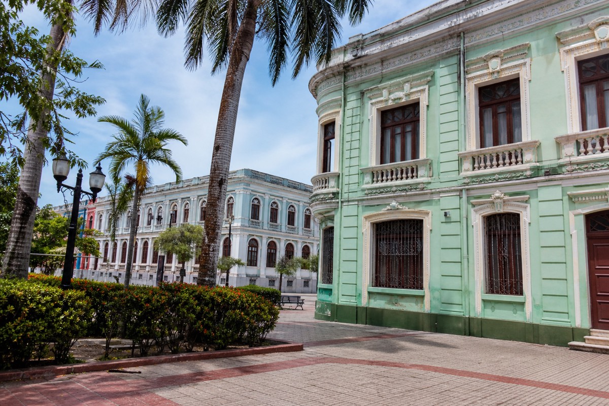 A street in downtown Iquitos near the Plaza de Armas, a common stop on an Iquitos jungle tour